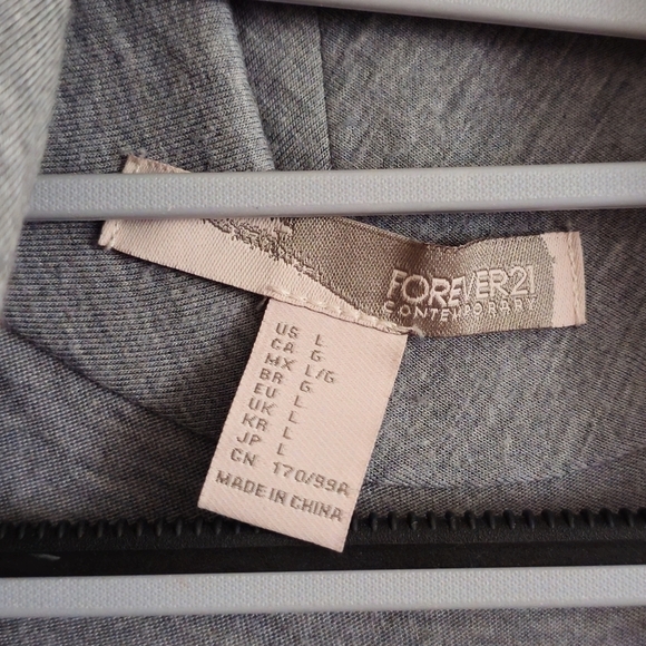 Forever 21 Grey Jersey Knit Asymmetrical Cardigan Jacket Size Large - Picture 4 of 6